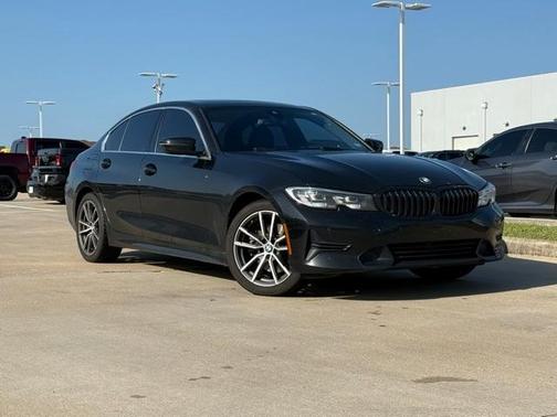 2019 BMW 330 i