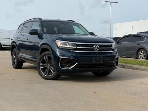 2021 Volkswagen Atlas 3.6 V6 SE w/ Technology R-Line
