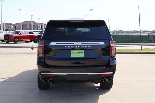 2023 Chevrolet Suburban High Country