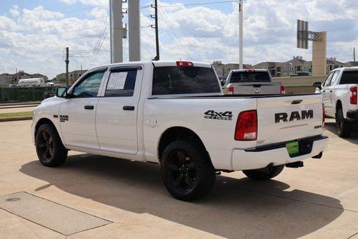 Bright White Clearcoat 2019 RAM 1500 Classic Express