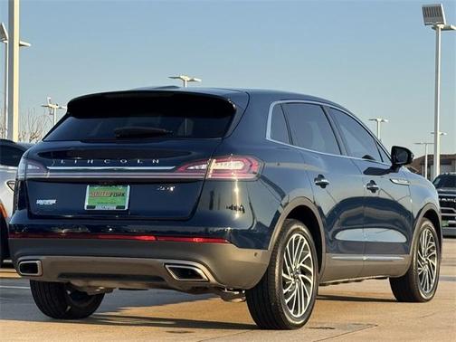 2020 Lincoln Nautilus Reserve