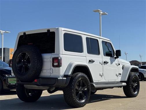2021 Jeep Wrangler Unlimited Sahara Altitude