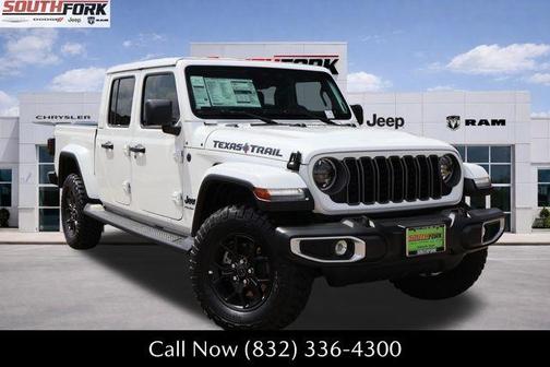 Bright White Clearcoat 2026 Jeep Gladiator Texas Trail