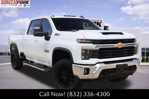 Summit White 2024 Chevrolet Silverado 2500 LT