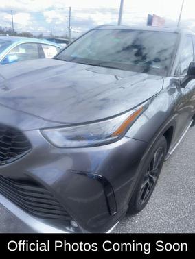 2022 Toyota Highlander XSE
