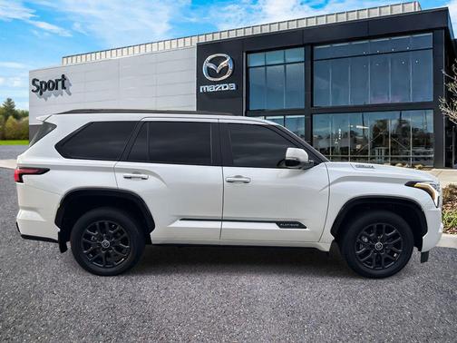 2024 Toyota Sequoia Platinum