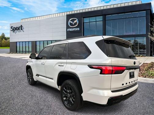 2024 Toyota Sequoia Platinum