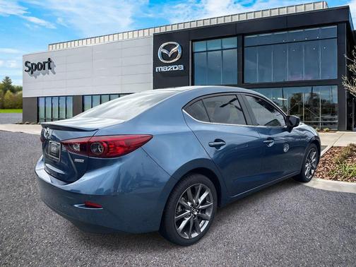 2018 Mazda Mazda3 Touring