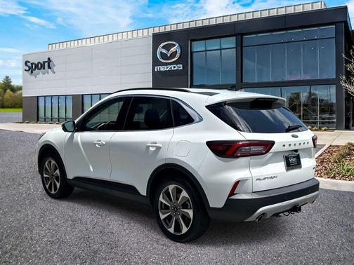 Star White Metallic Tri-Coat 2025 Ford Escape Platinum