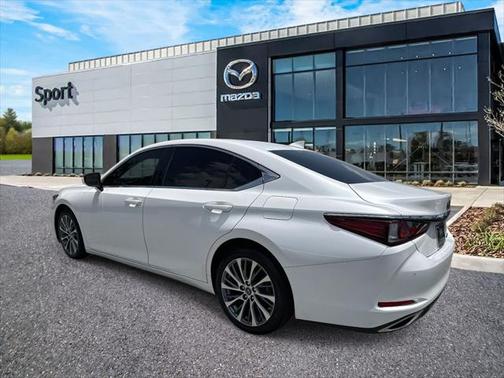 2021 Lexus ES 350 Base