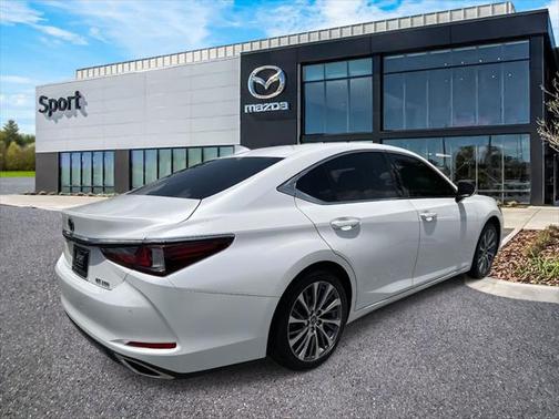 2021 Lexus ES 350 Base