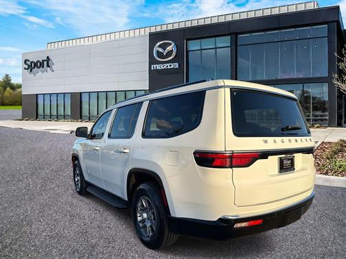 2023 Jeep Wagoneer Series I 4x2