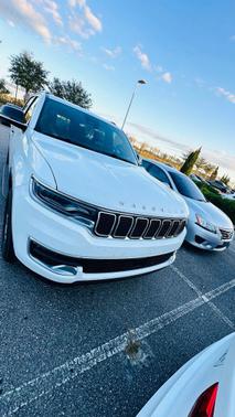 2023 Jeep Wagoneer Series I 4x2