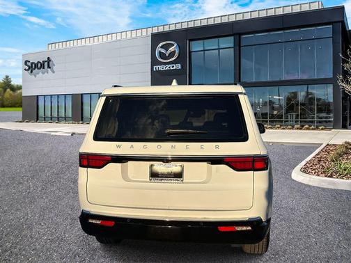 2023 Jeep Wagoneer Series I 4x2