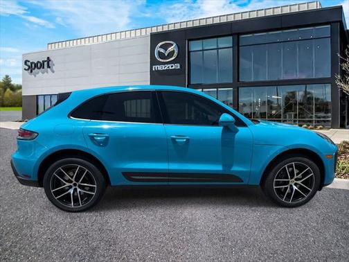 2022 Porsche Macan Base