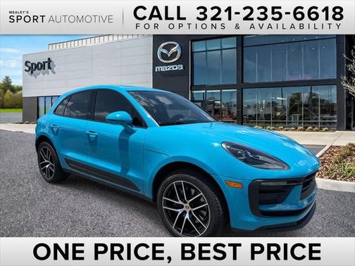 2022 Porsche Macan Base
