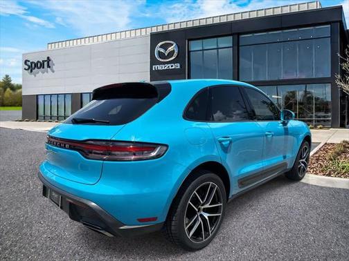 2022 Porsche Macan Base