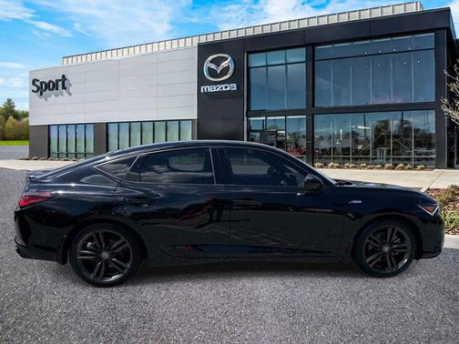 Majestic Black Pearl 2024 Acura Integra A-SPEC