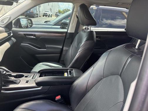 Blueprint 2022 Toyota Highlander Limited