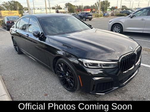 2022 BMW 750 i xDrive