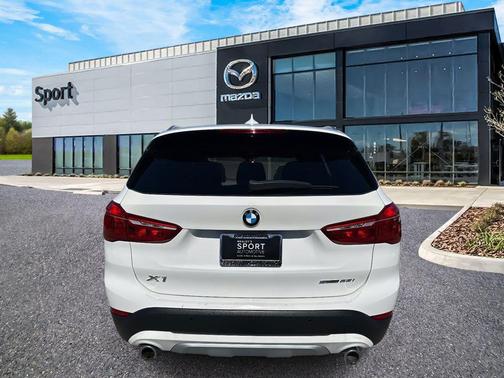 2021 BMW X1 sDrive28i