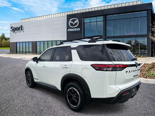 Glacier White 2023 Nissan Pathfinder Rock Creek 4WD