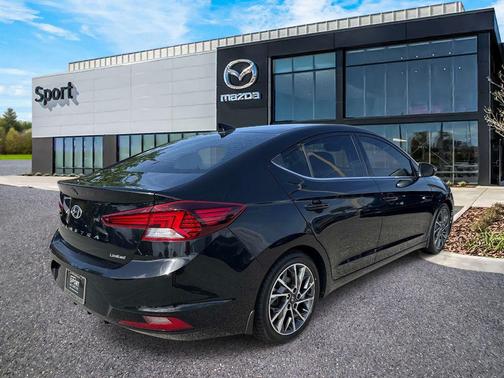 2020 Hyundai ELANTRA Limited