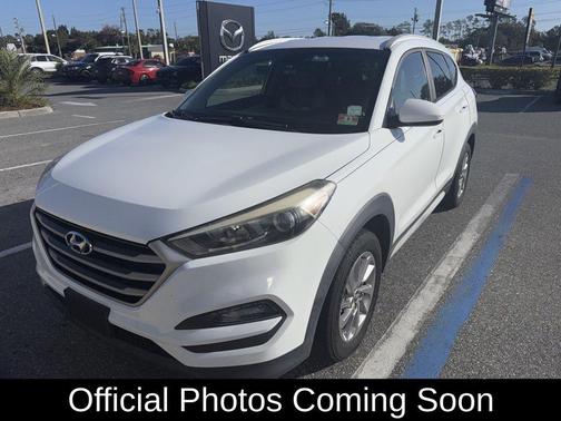 2017 Hyundai TUCSON SE