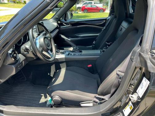 2017 Mazda MX-5 Miata RF Club