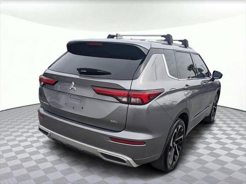 2022 Mitsubishi Outlander SEL 2.5 2WD