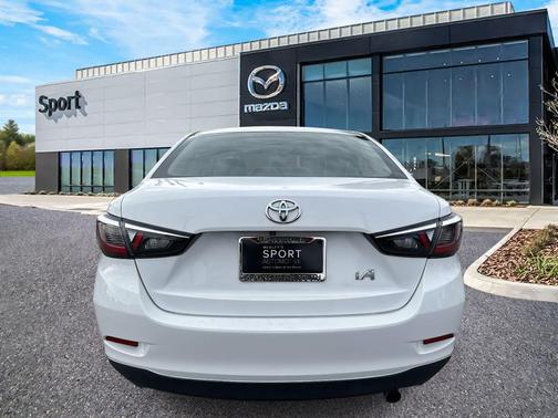 2018 Toyota Yaris iA Base