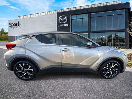 2020 Toyota C-HR XLE