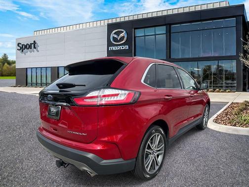 2020 Ford Edge Titanium