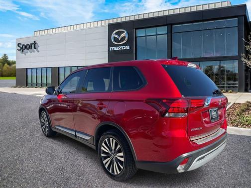 2020 Mitsubishi Outlander SE