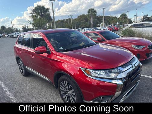 2020 Mitsubishi Outlander SE