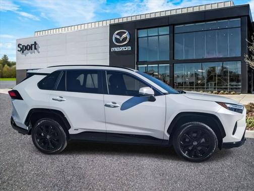 2023 Toyota RAV4 Hybrid SE