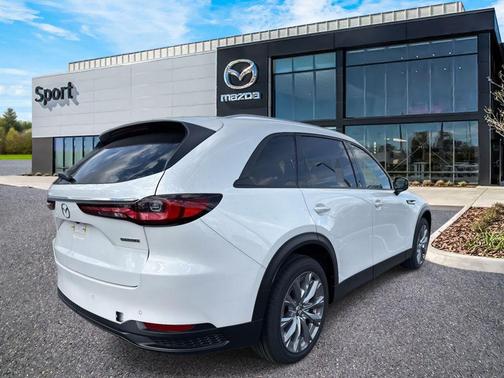 Rhodium White Premium 2026 Mazda CX-90 3.3 Turbo Preferred