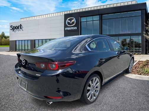 2022 Mazda Mazda3 FWD w/Preferred Package