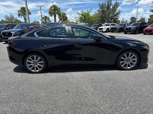 2022 Mazda Mazda3 FWD w/Preferred Package