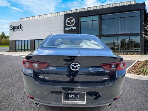 2022 Mazda Mazda3 FWD w/Preferred Package