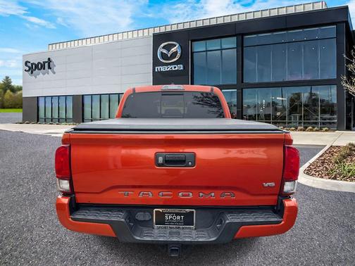 2018 Toyota Tacoma TRD Sport