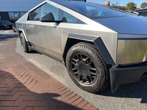 2024 Tesla Cybertruck All-Wheel Drive