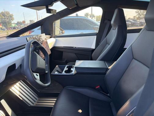 2024 Tesla Cybertruck All-Wheel Drive