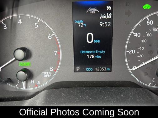 2025 Toyota Corolla Hybrid SE