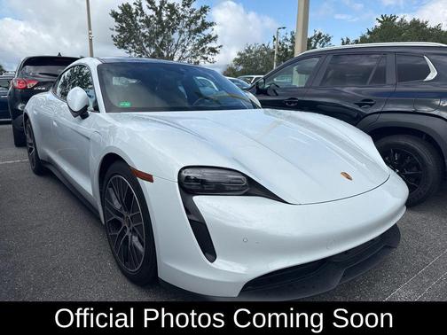Carrara White Metallic 2023 Porsche Taycan Base