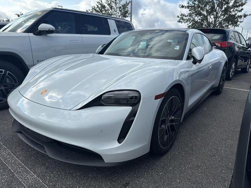Carrara White Metallic 2023 Porsche Taycan Base