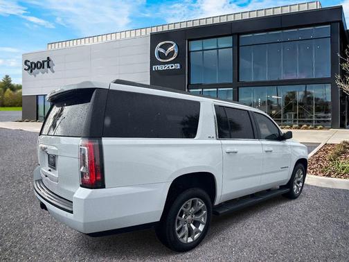 2017 GMC Yukon XL SLE