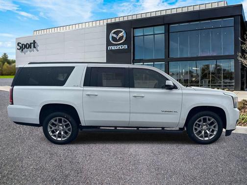 2017 GMC Yukon XL SLE