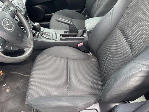 Black Mica 2013 Mazda Mazda3 i Sport