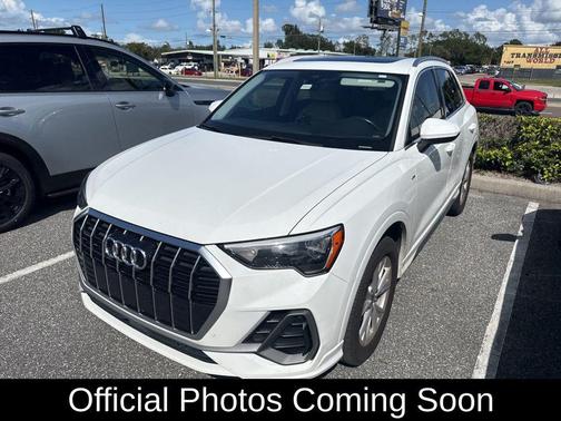 2021 Audi Q3 45 S line Premium